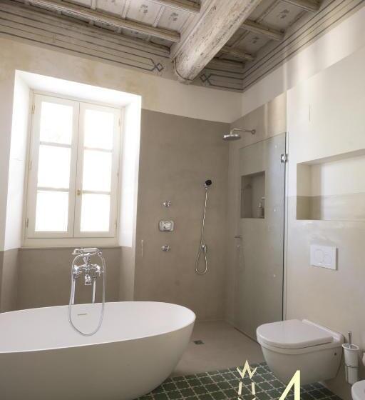 اتاق لوکس سه تخته, Guest House A Via Dei Pellegrini