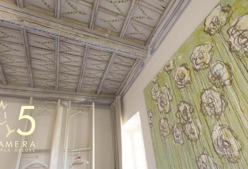 اتاق لوکس سه تخته, Guest House A Via Dei Pellegrini