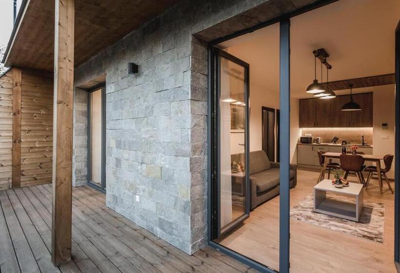 דירת חדר, Arietes Marmont Resort