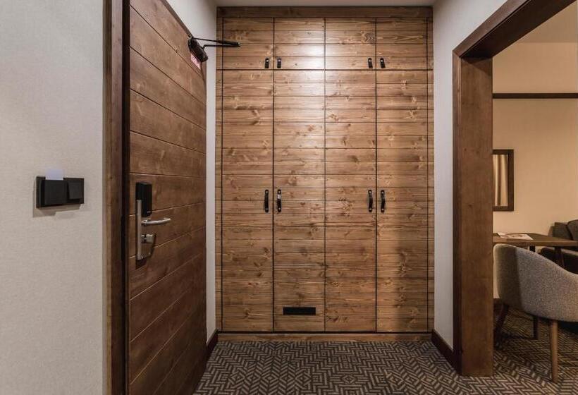 Номер Deluxe, Arietes Marmont Resort