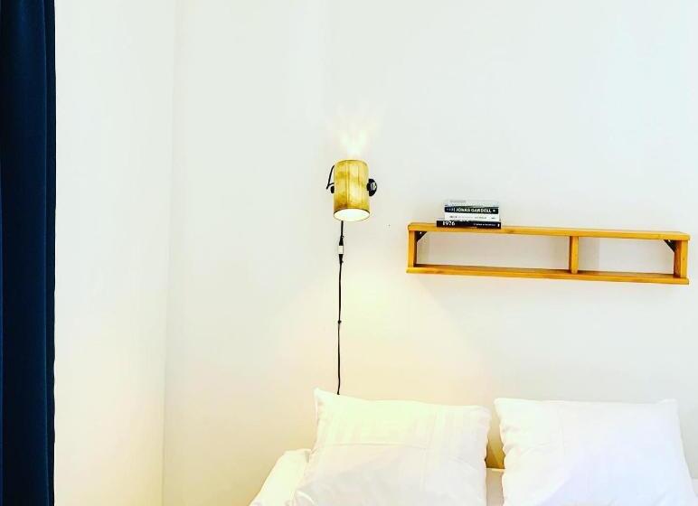 חדר סטנדרט, Nature Shelter