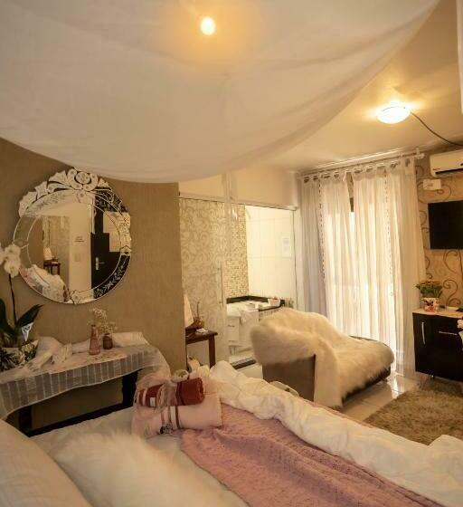 带大床的套房, Pousada Oceano