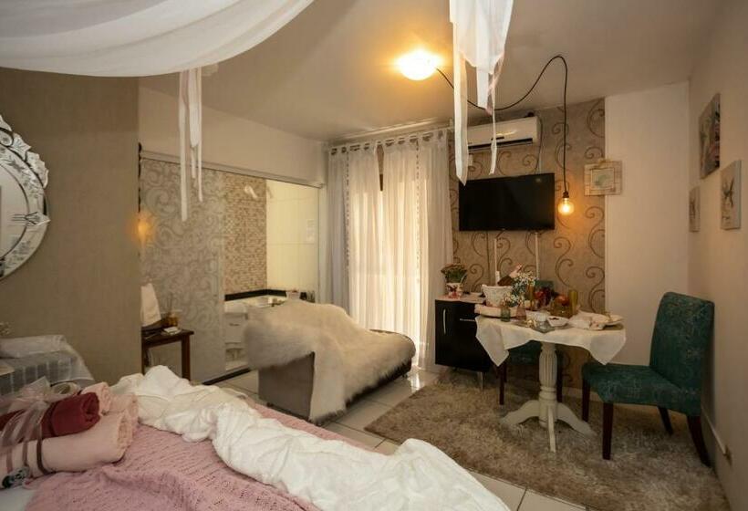 带大床的套房, Pousada Oceano