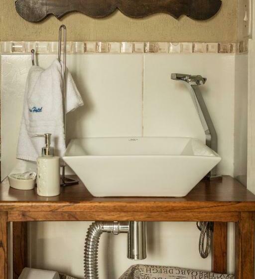 带大床的套房, Pousada Oceano