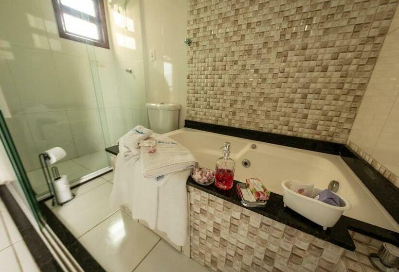 带大床的套房, Pousada Oceano