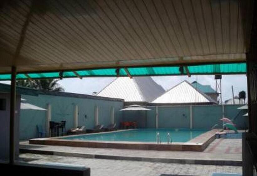 Habitación Estándar, Room In Lodge Mckay Resort Suites