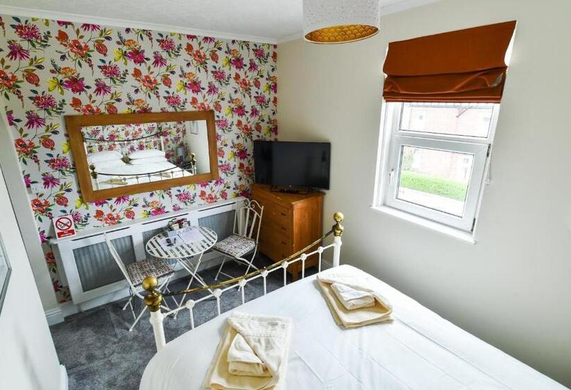 غرفة قياسية, Hillcrest Whitby