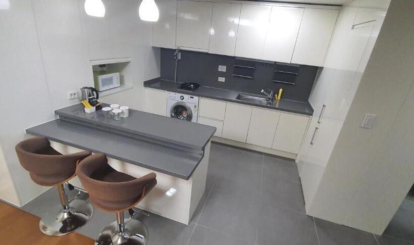 바다 전망 스위트, Bellia