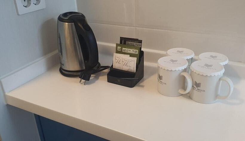 디럭스 룸, Bellia