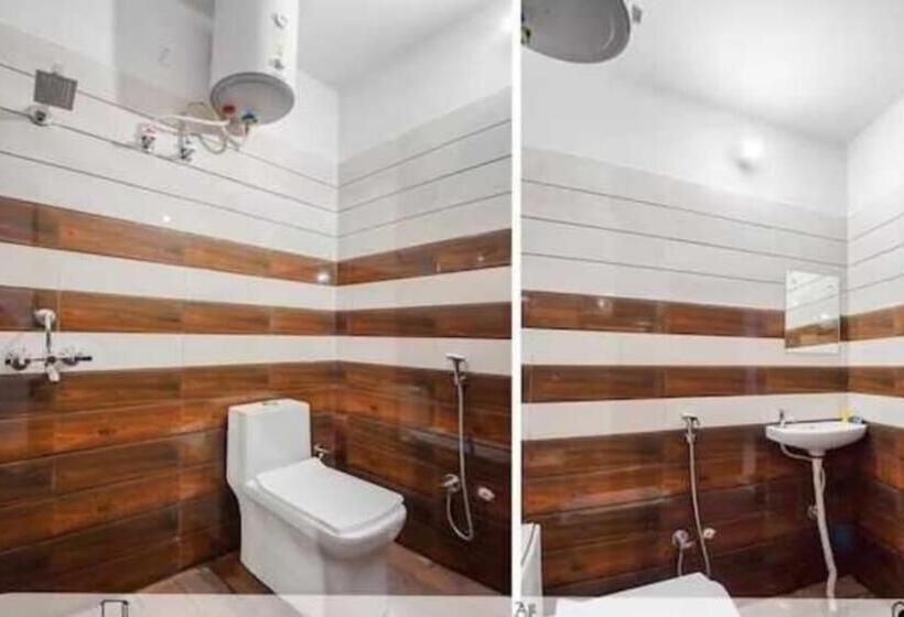 חדר קלאסי לשלושה, Collection O Welcome Regency