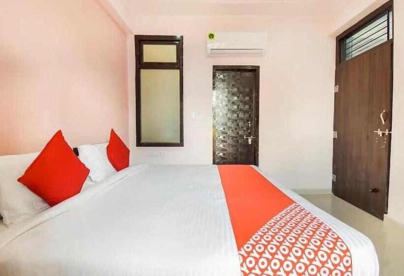 트리플 클래식 룸, Collection O Welcome Regency