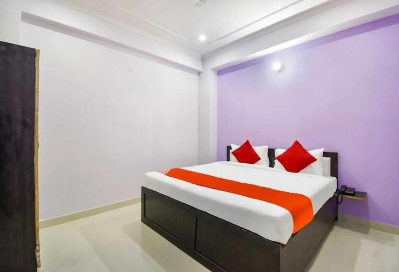 Трехместный Номер Классика, Collection O Welcome Regency