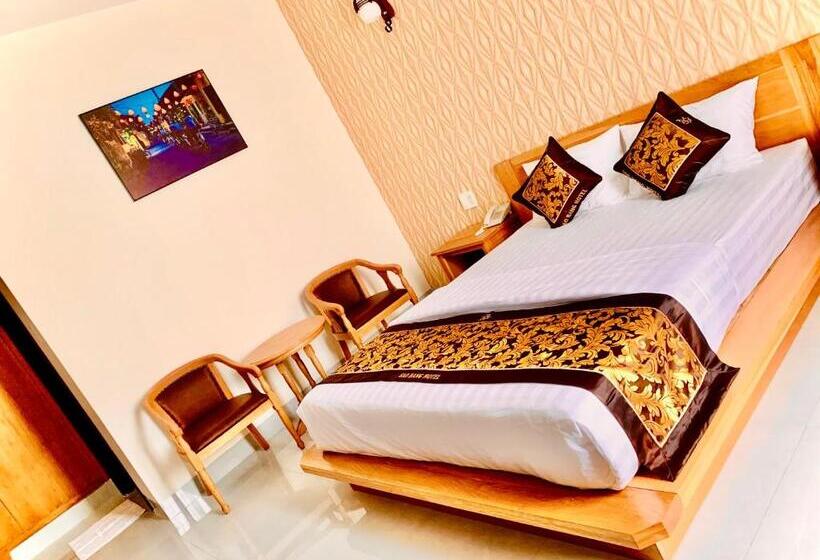 اتاق لوکس, Sao Băng