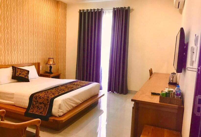 اتاق لوکس, Sao Băng