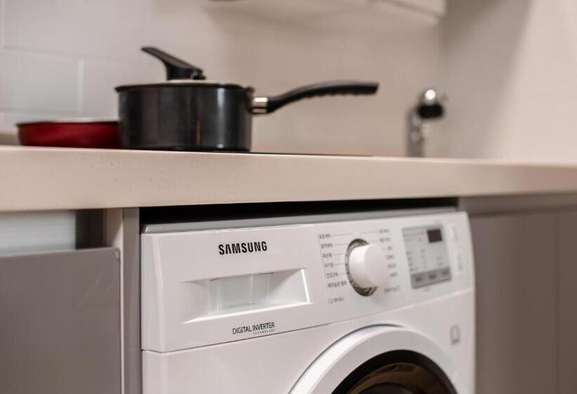 Habitación Cuádruple Estándar, Jeju Central Park Residence