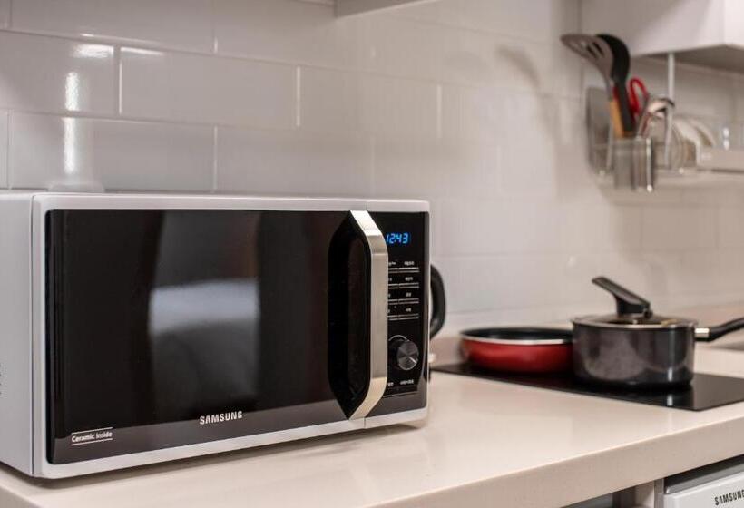 Habitación Cuádruple Estándar, Jeju Central Park Residence