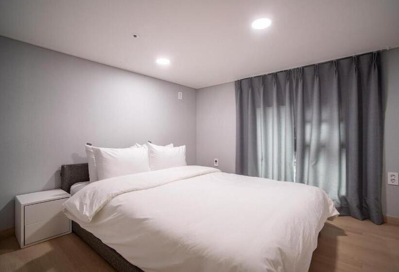 Suite Cama King, Jeju Central Park Residence