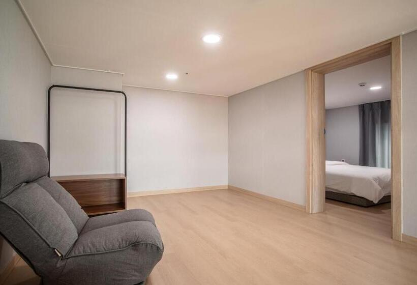 Suite Cama King, Jeju Central Park Residence