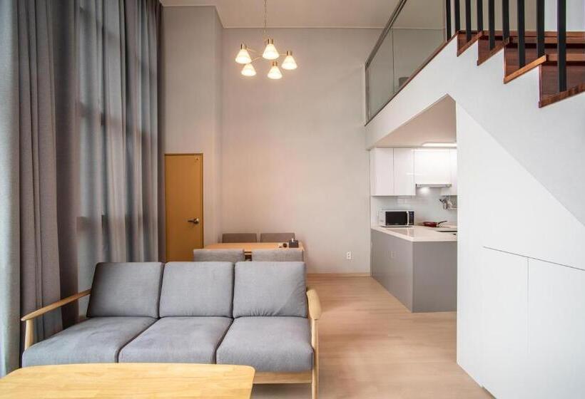 Suite Cama King, Jeju Central Park Residence