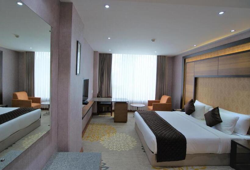 חדר סופריור עם מיטת קינג, Hills