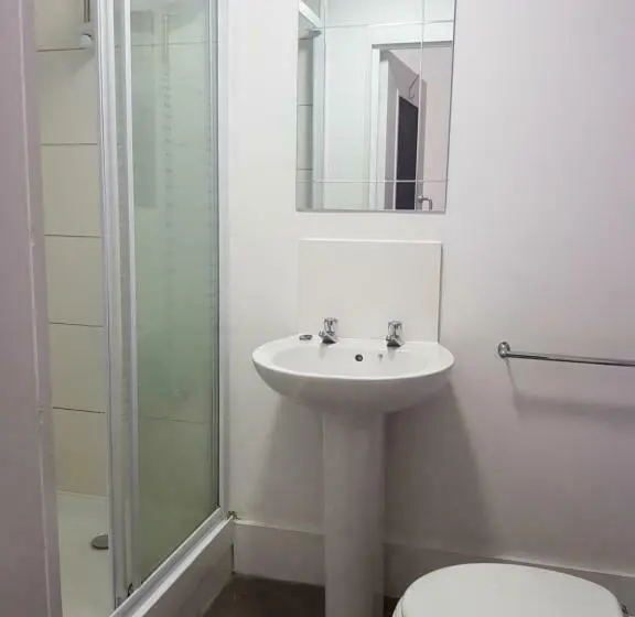 Standard Kolmen Hengen Huone, Piccadilly Central