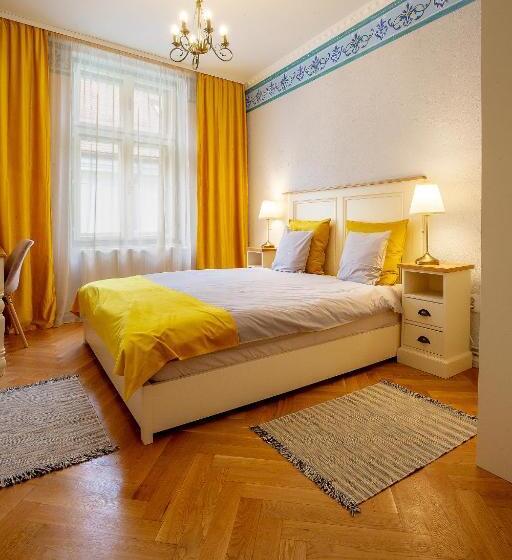 Номер Стандарт, Casa Joseph Haydn