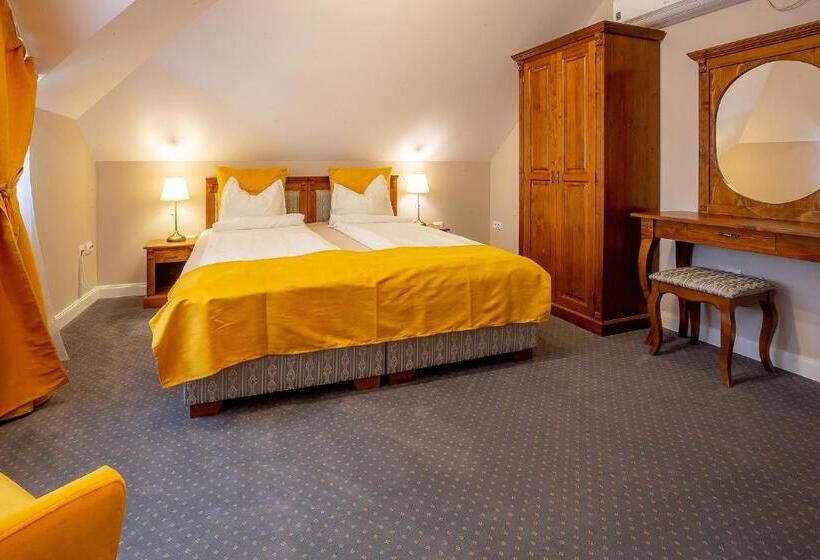 Номер Стандарт, Casa Joseph Haydn