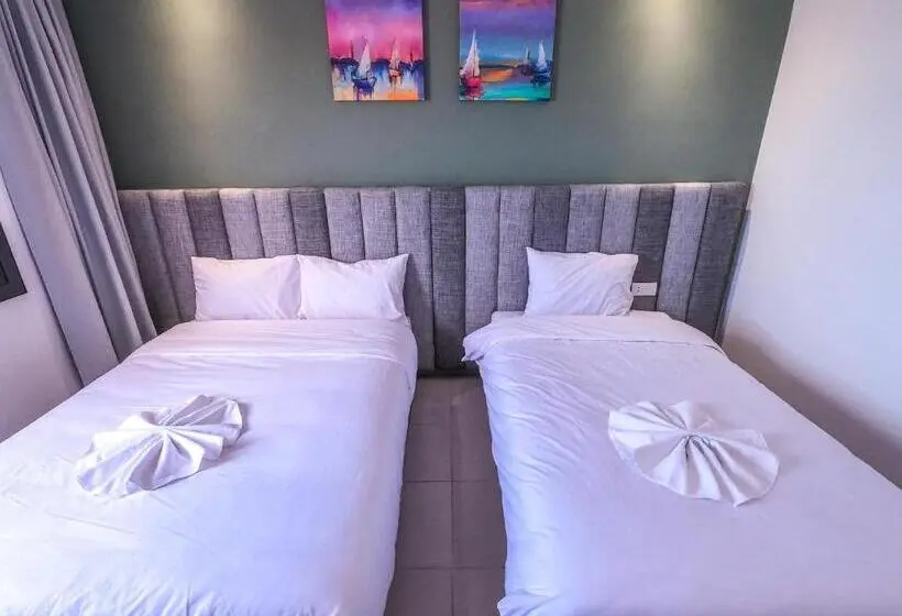 Standard Kolmen Hengen Huone, Dakhla Ville