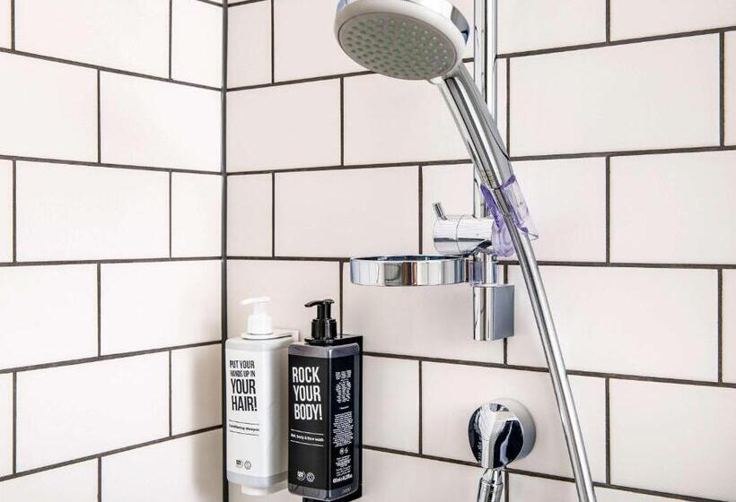 标准间, Ibis London Sutton Point