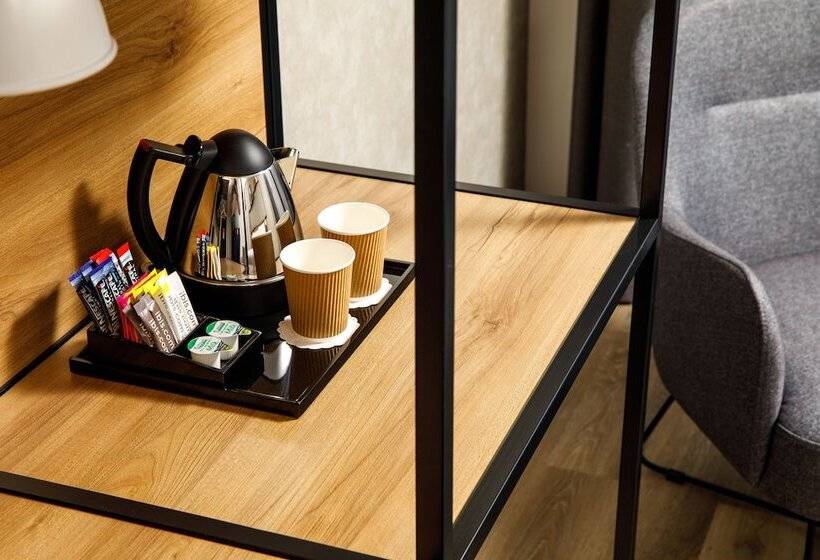 Номер Стандарт, Ibis London Sutton Point