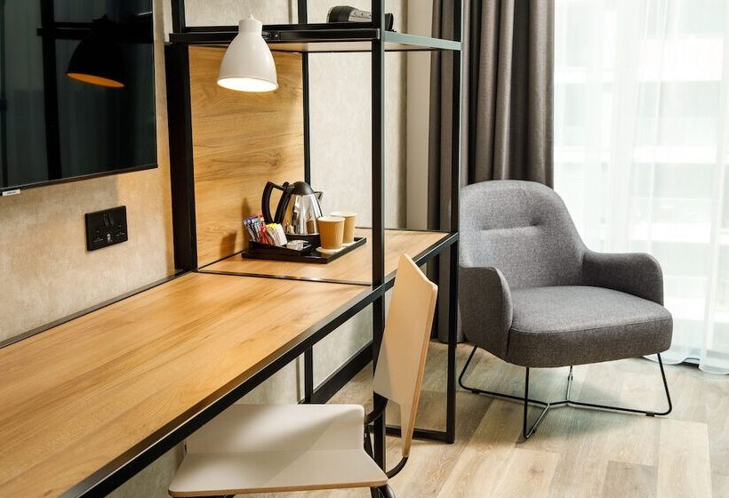 标准间, Ibis London Sutton Point