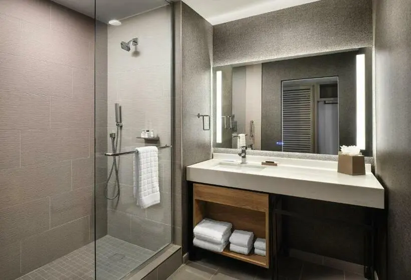 クイーンサイズベッドのクラシックルーム, Sheraton Flowood The Refuge Hotel & Conference Center