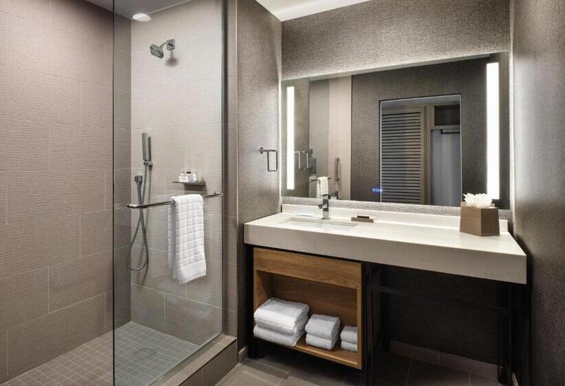 غرفة كلوب سرير كينج, Sheraton Flowood The Refuge Hotel & Conference Center