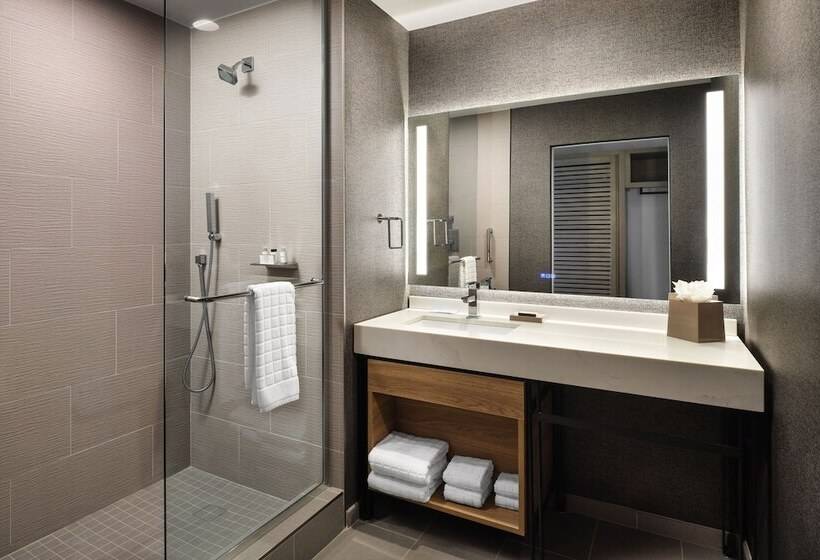 غرفة كلوب, Sheraton Flowood The Refuge Hotel & Conference Center