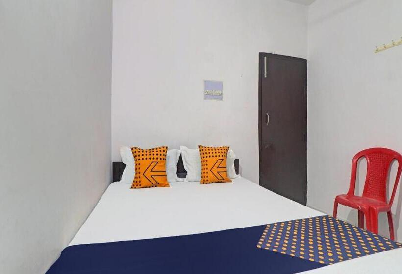 标准三人间, Spot On 76527 Desh Premi Guest House