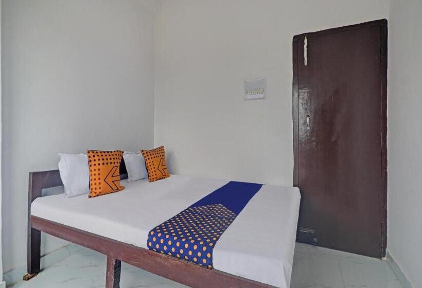 标准三人间, Spot On 76527 Desh Premi Guest House