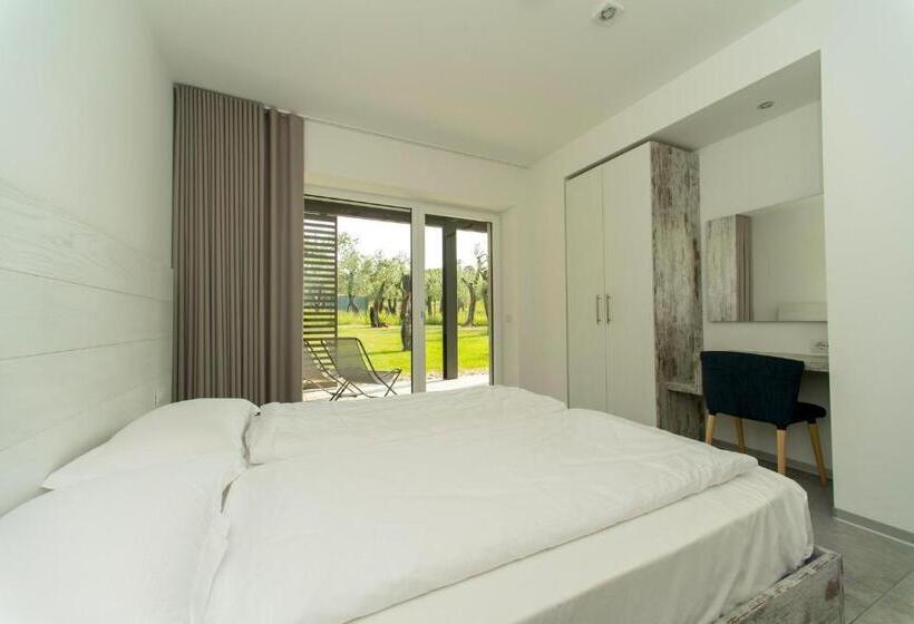 庭の見える1ベッドルームアパートメント, Residence Malcesine Active&family