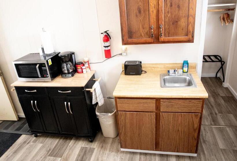 غرفة سوبيريور, East Side Motel & Cabins