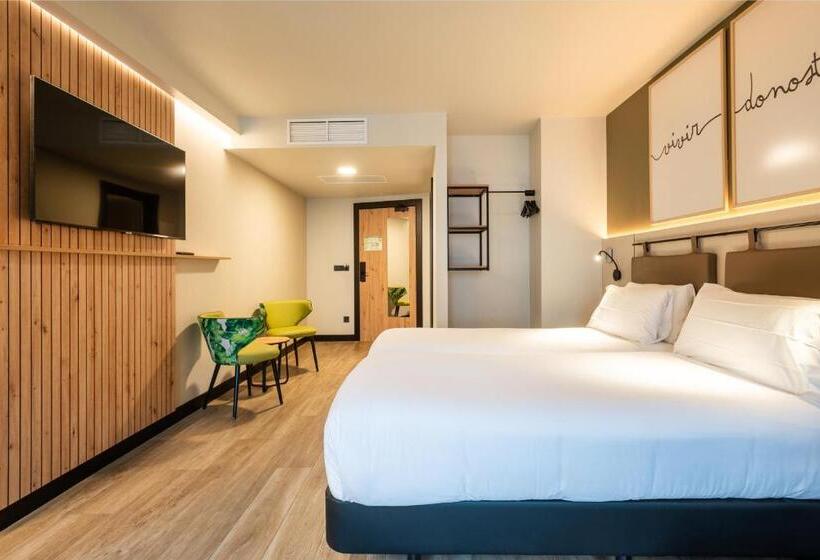 수피리어 트리플 룸, Leonardo Boutique Hotel San Sebastián