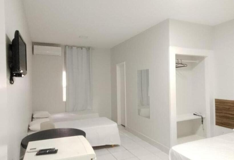 غرفة قياسية ثلاثية, Belvedere Paulo Afonso