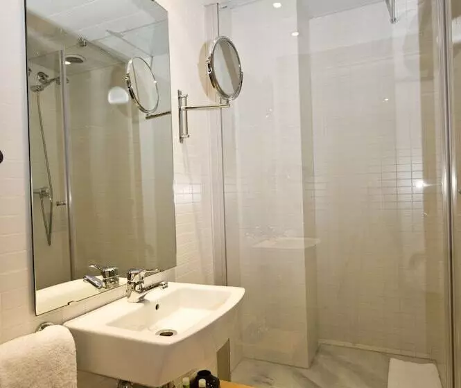 آپارتمان 3 خوابه, Casp 74 Apartments