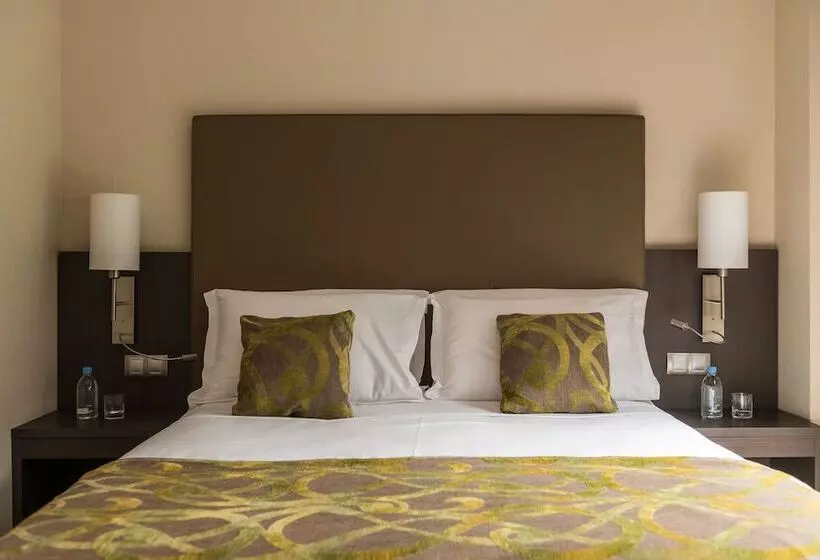 آپارتمان 3 خوابه, Casp 74 Apartments