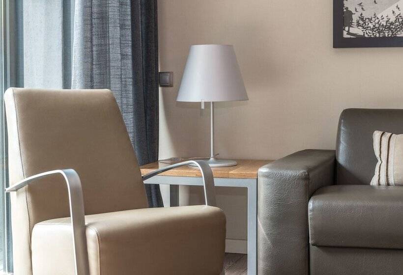 آپارتمان 3 خوابه, Casp 74 Apartments