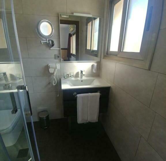 舒适三人间, 170