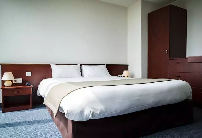 コンフォートルーム, Brit Hotel Confort Saint Brieuc Langueux