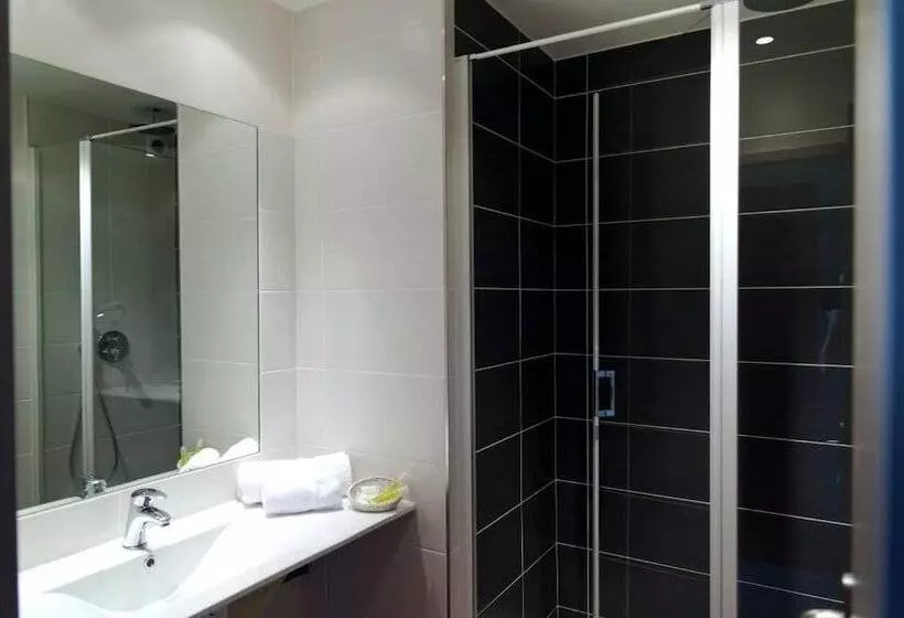 スーペリアトリプルルーム, Brit Hotel Confort Saint Brieuc Langueux