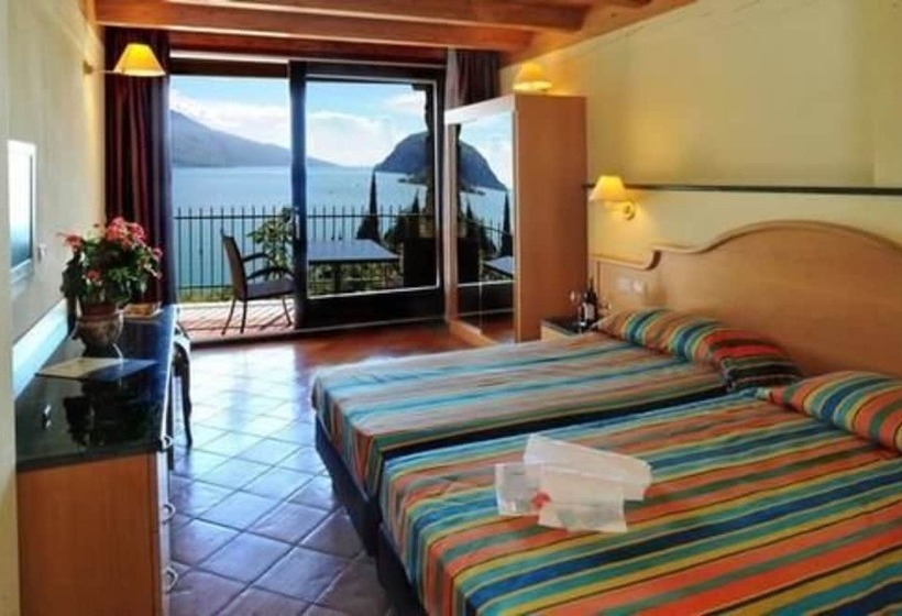 Номер Стандарт Трехместный, Centro Vacanze La Limonaia