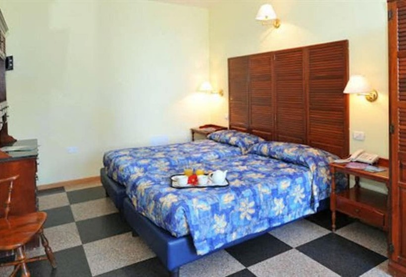 اتاق استاندارد چهار تخته, Centro Vacanze La Limonaia