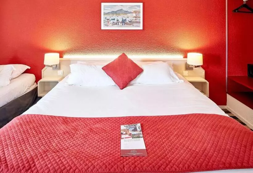 اتاق استاندارد سه نفره, Donibane Saint Jean De Luz