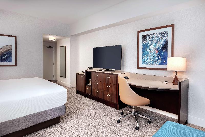 חדר סטנדרט עם מיטת קינג, Hilton San Diego Bayfront